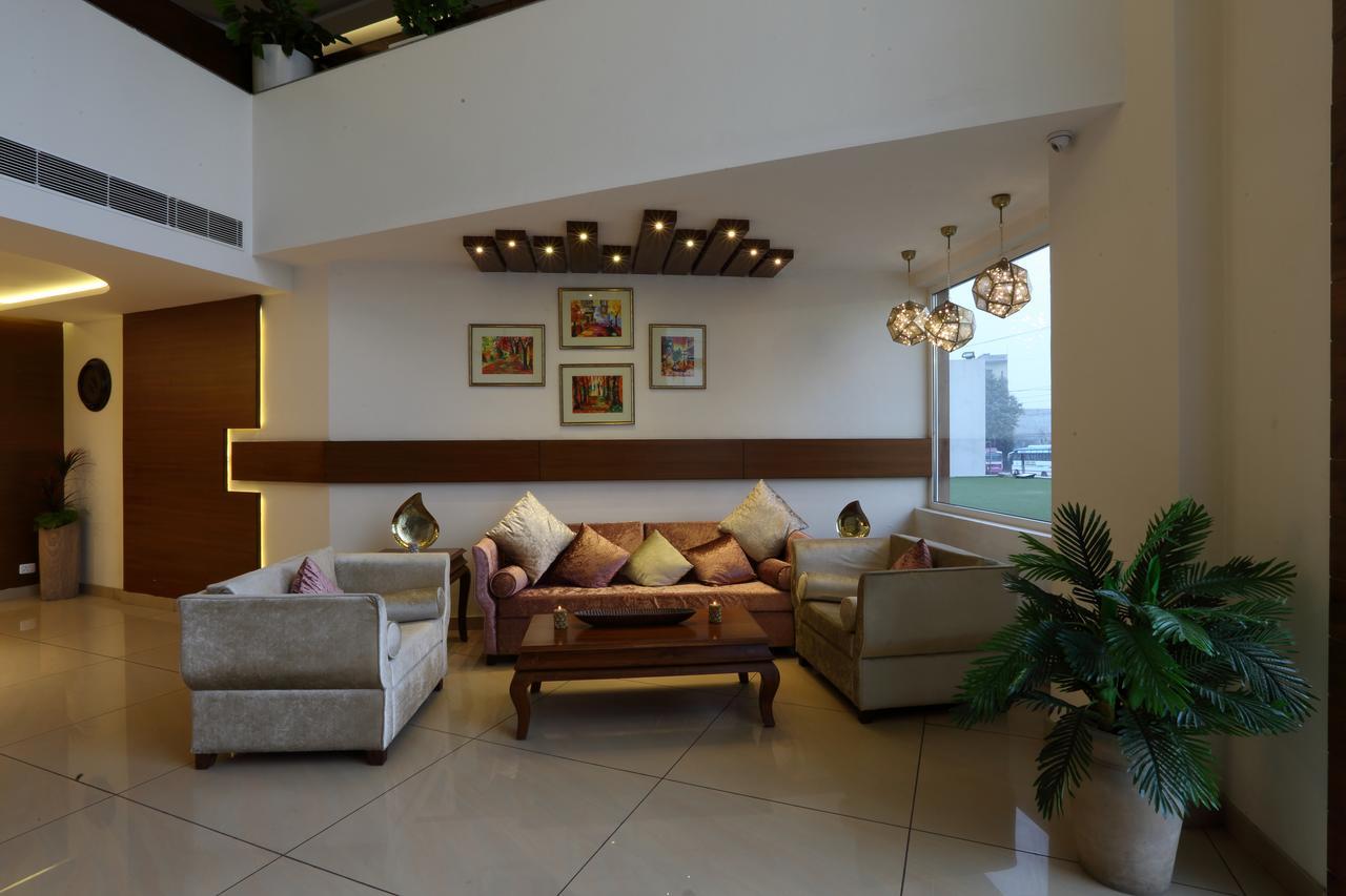 Grand Hotel Nawanshahr Nawashahr Luaran gambar