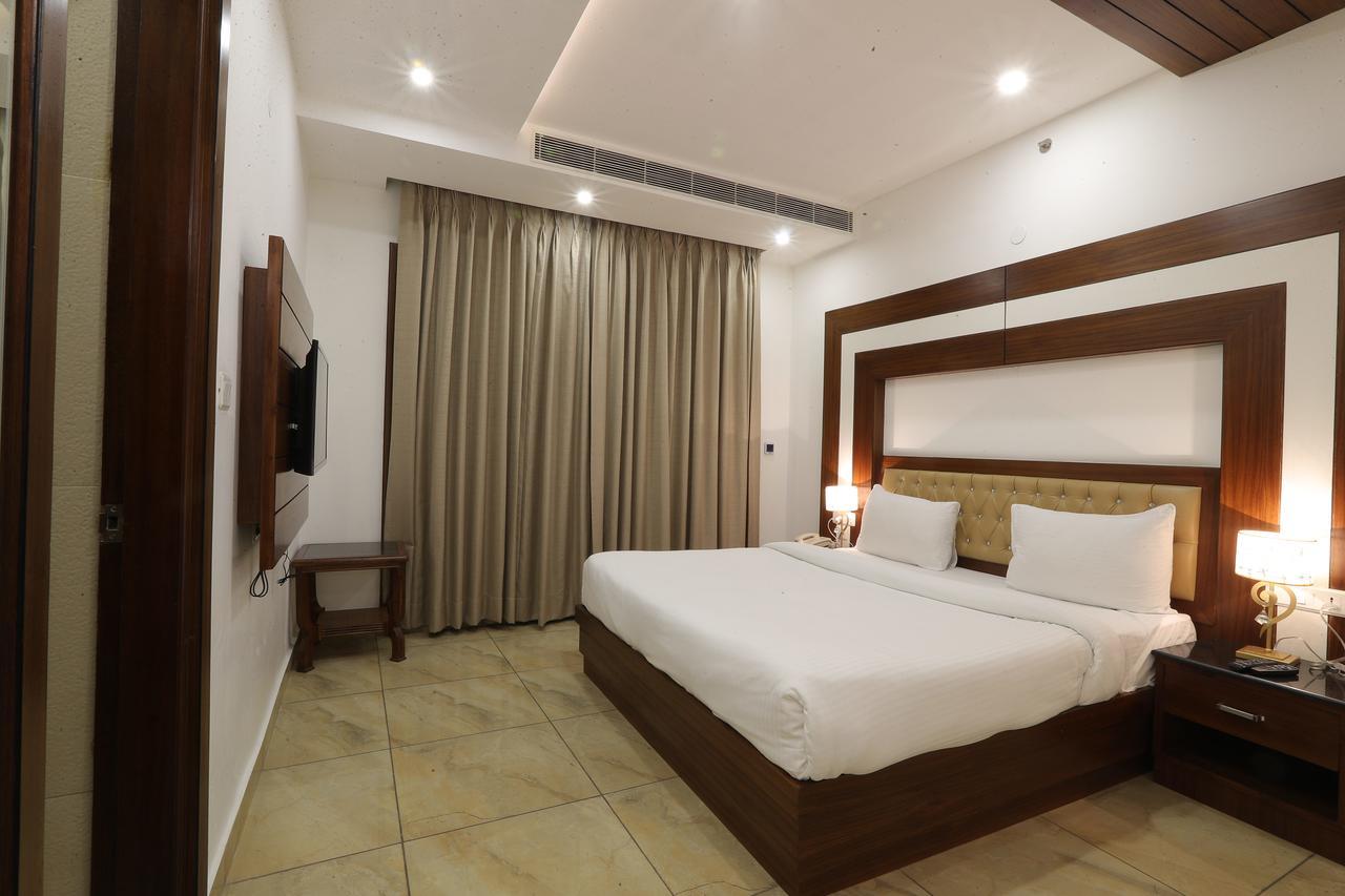 Grand Hotel Nawanshahr Nawashahr Luaran gambar