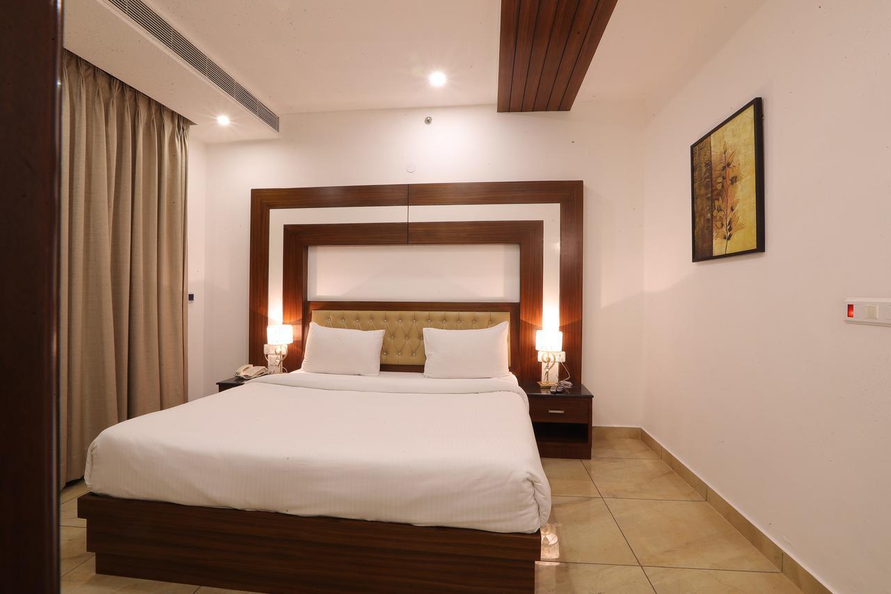 Grand Hotel Nawanshahr Nawashahr Luaran gambar