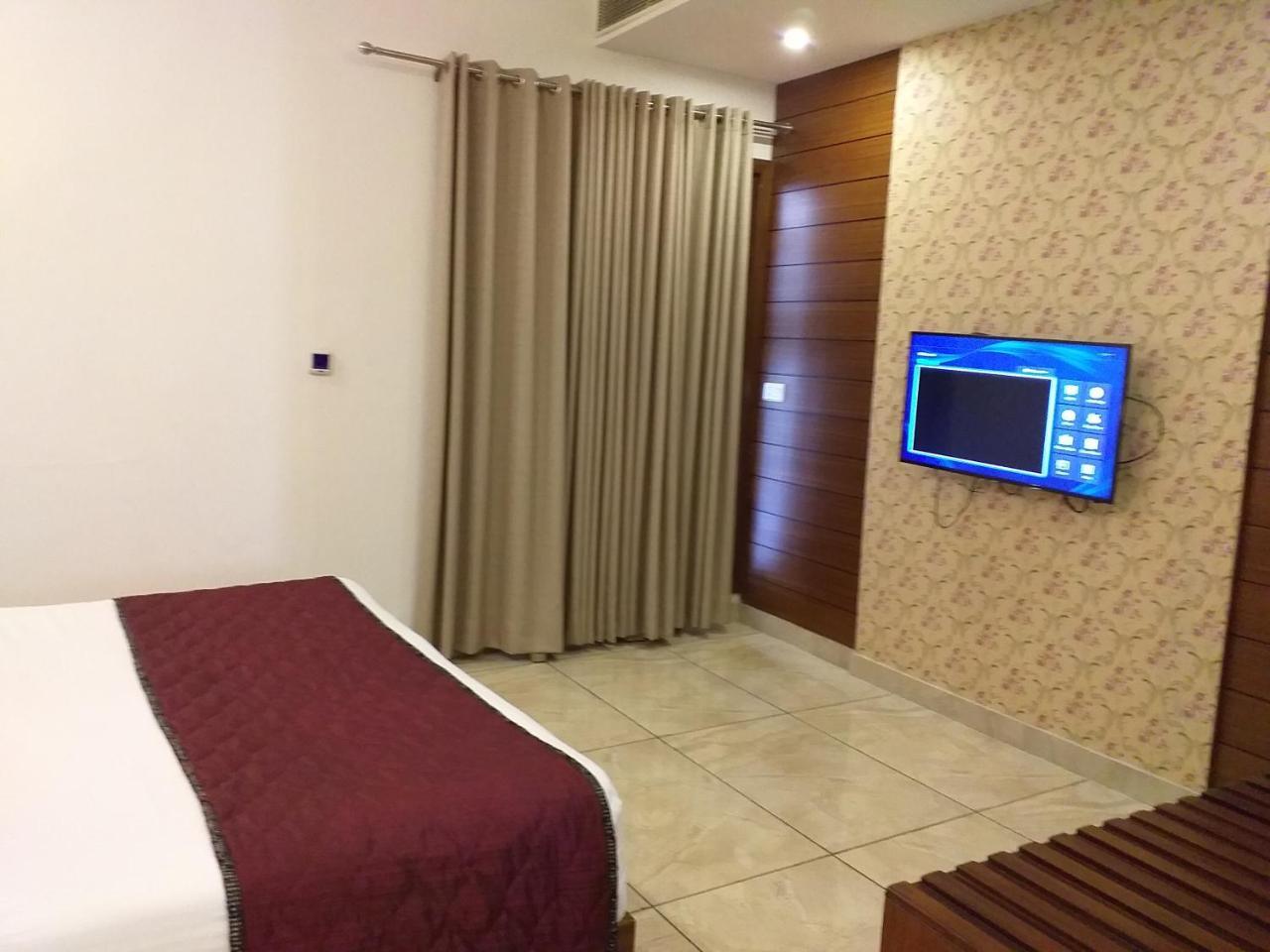 Grand Hotel Nawanshahr Nawashahr Luaran gambar